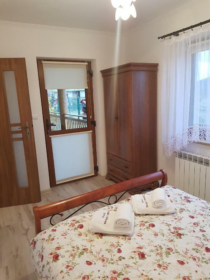 Domki I Pokoje U Borsa Lesko Luaran gambar